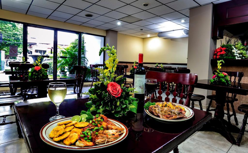 Marbella Hotel Ciudad de Panamá